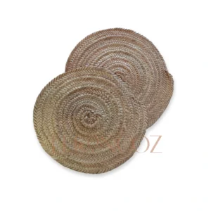 Eco-friendly palm leaf table mat