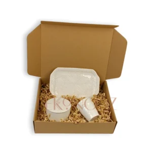 Ifran white Gift Box. White ceramic presentation tray with bowl and cup.